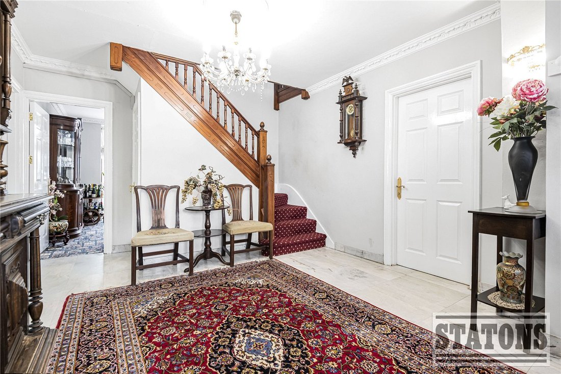 House in Ferney Hill, Enfield, England 2 - 18589027