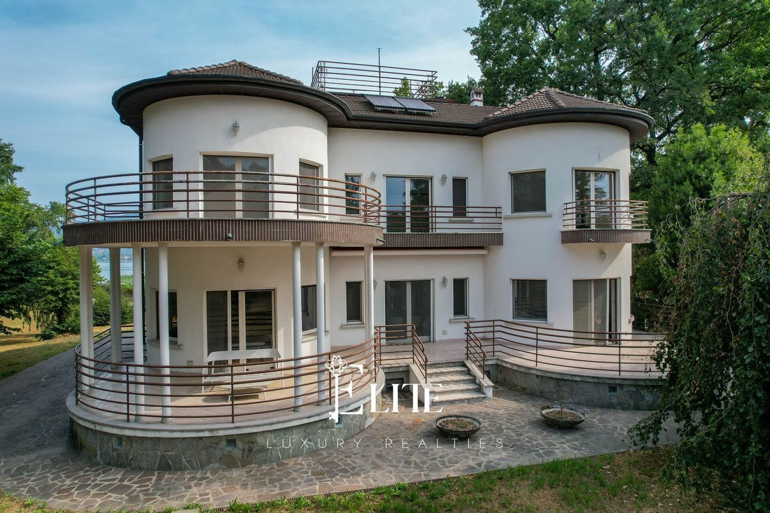 Villa in Cazzago Brabbia, Lombardy, Italy 4 - 17145860