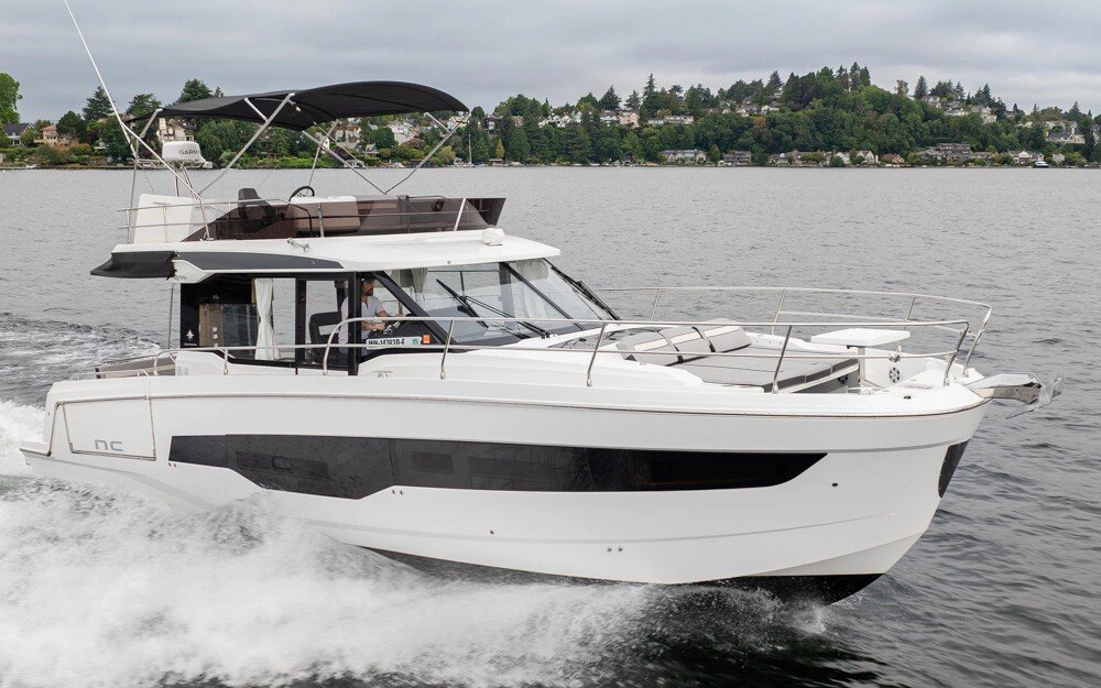 Flybridge in United States 3 - 18589295