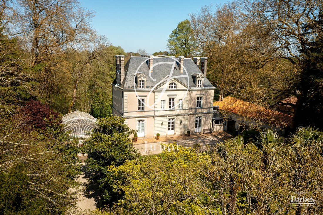 Estate in Centre Ville, Nantes, France 1 - 18590304
