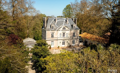 Estate in Centre Ville, Nantes, France 1