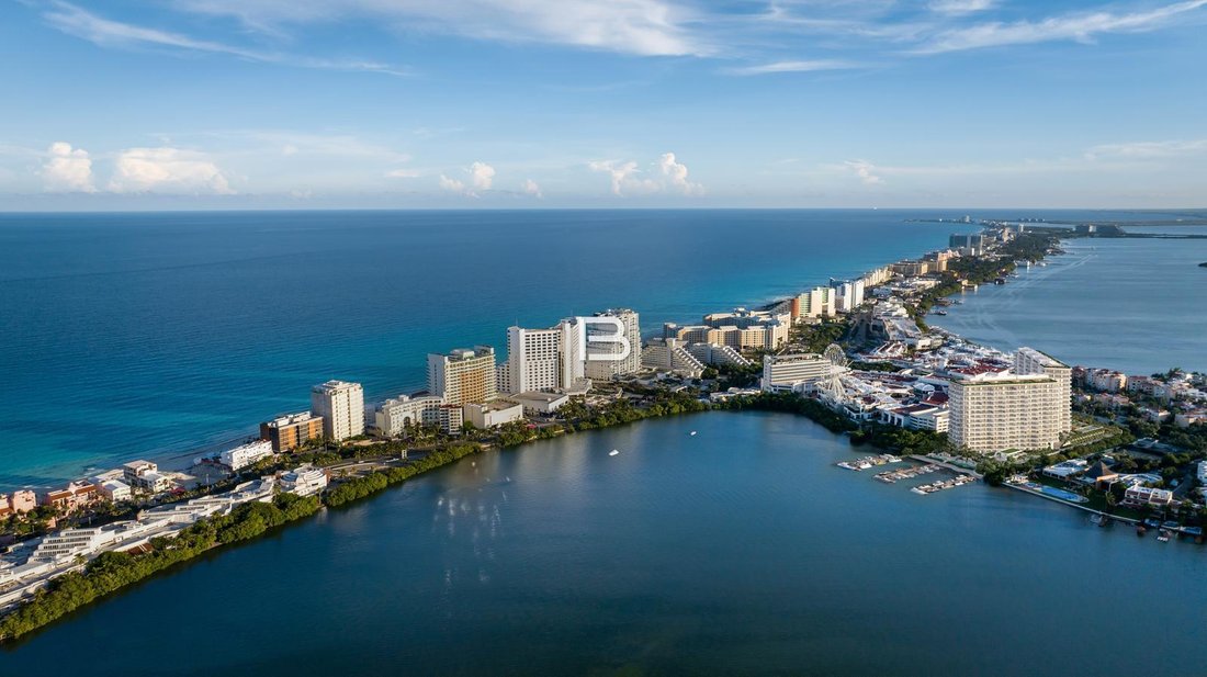 Apartment in Cancún, Quintana Roo, Mexico 1 - 18588776