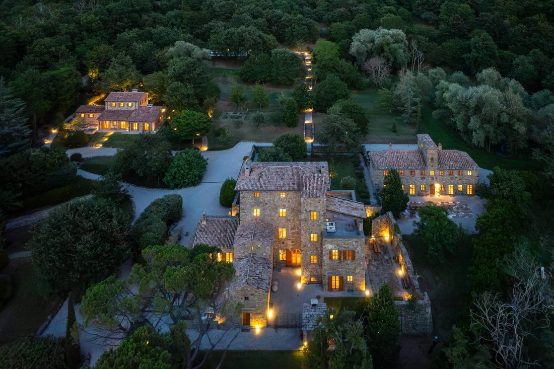 Country House in Center, Cortona, Tuscany 3 - 18332140