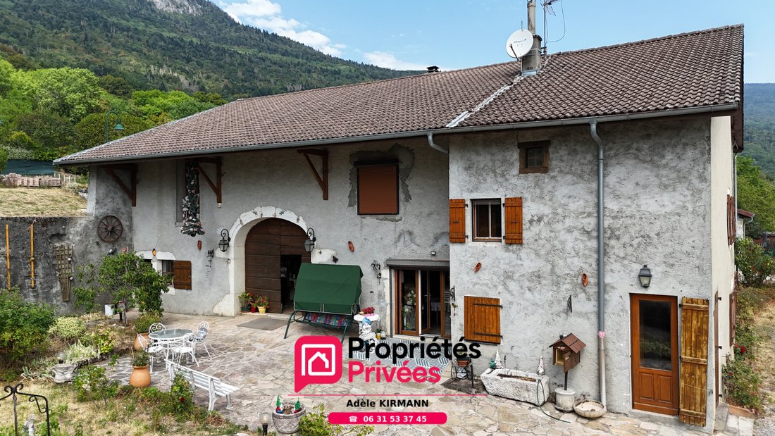Villa in Collonges, Auvergne-Rhône-Alpes, France 3 - 18593163