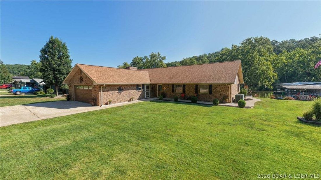 House in Camdenton, Missouri, United States 1 - 18591305
