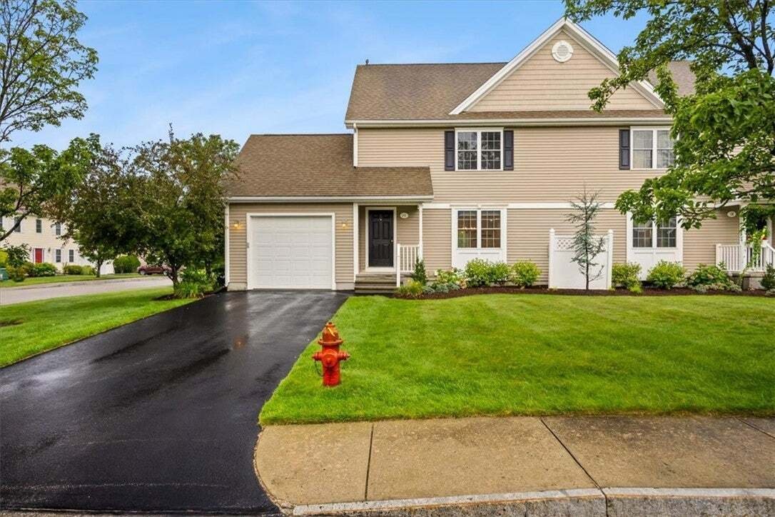 Condo in Cumberland, Rhode Island, United States 1 - 18590984