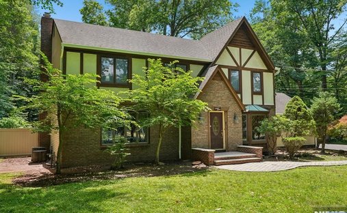 House in River Vale, New Jersey, United States 1