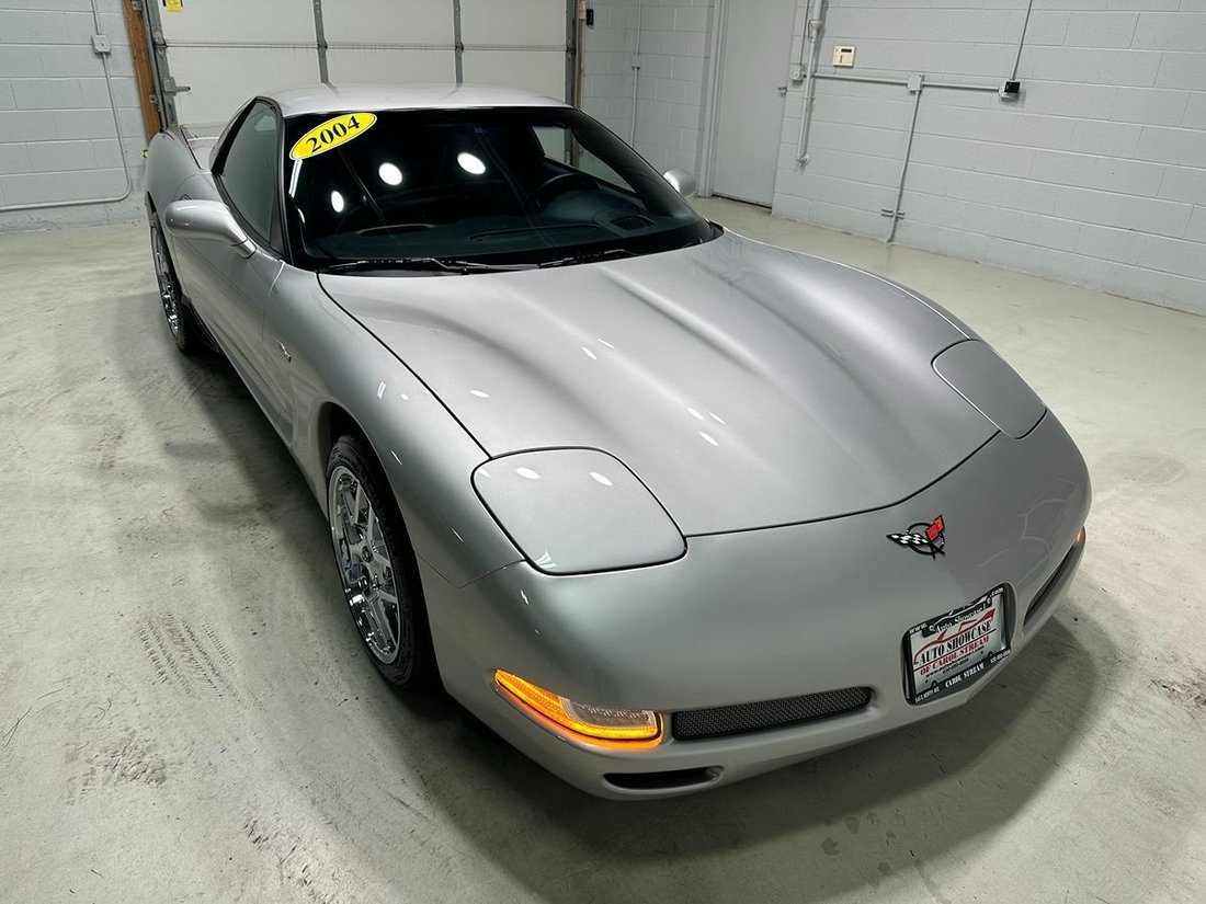 Coupe in Carol Stream, IL, United States 3 - 18590072