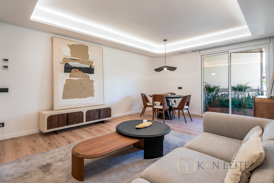 Apartment in Sarrià-Sant Gervasi, Barcelona, Spain 2 - 18592994