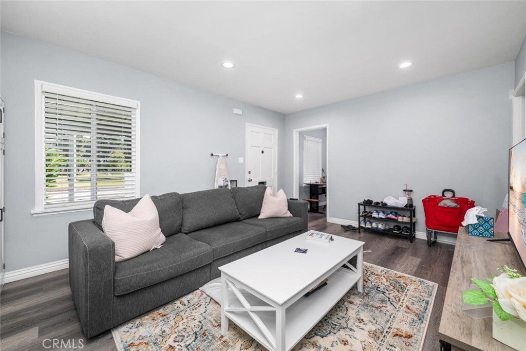 House in Signal Hill, California, United States 5 - 18207031
