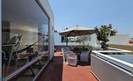 Townhouse in Mexico City, Mexico 1
