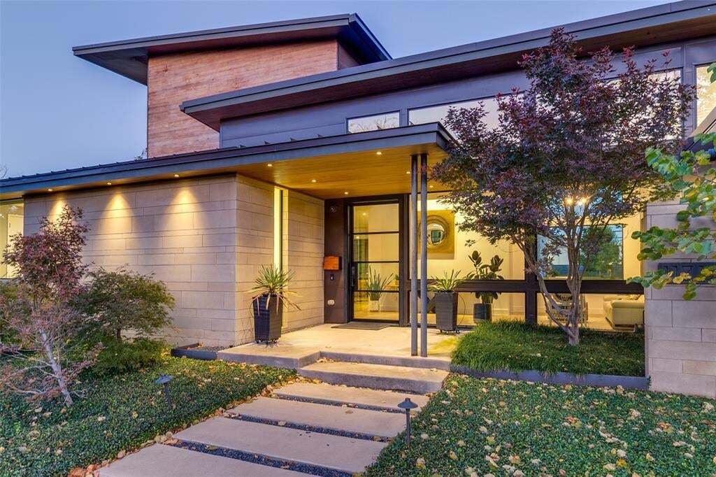 House in Dallas, Texas, United States 1 - 18589905