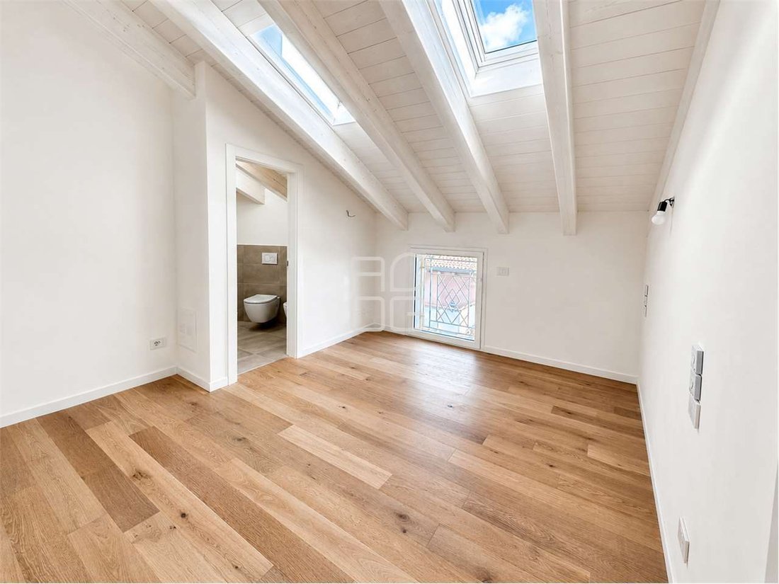 Apartment in Rivoltella, Desenzano del Garda, Lombardy 5 - 18591759