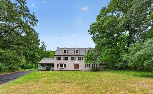 House in North Smithfield, Rhode Island, United States 1