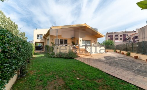 Chalet a Cassà de la Selva, Catalogna, Spagna 1