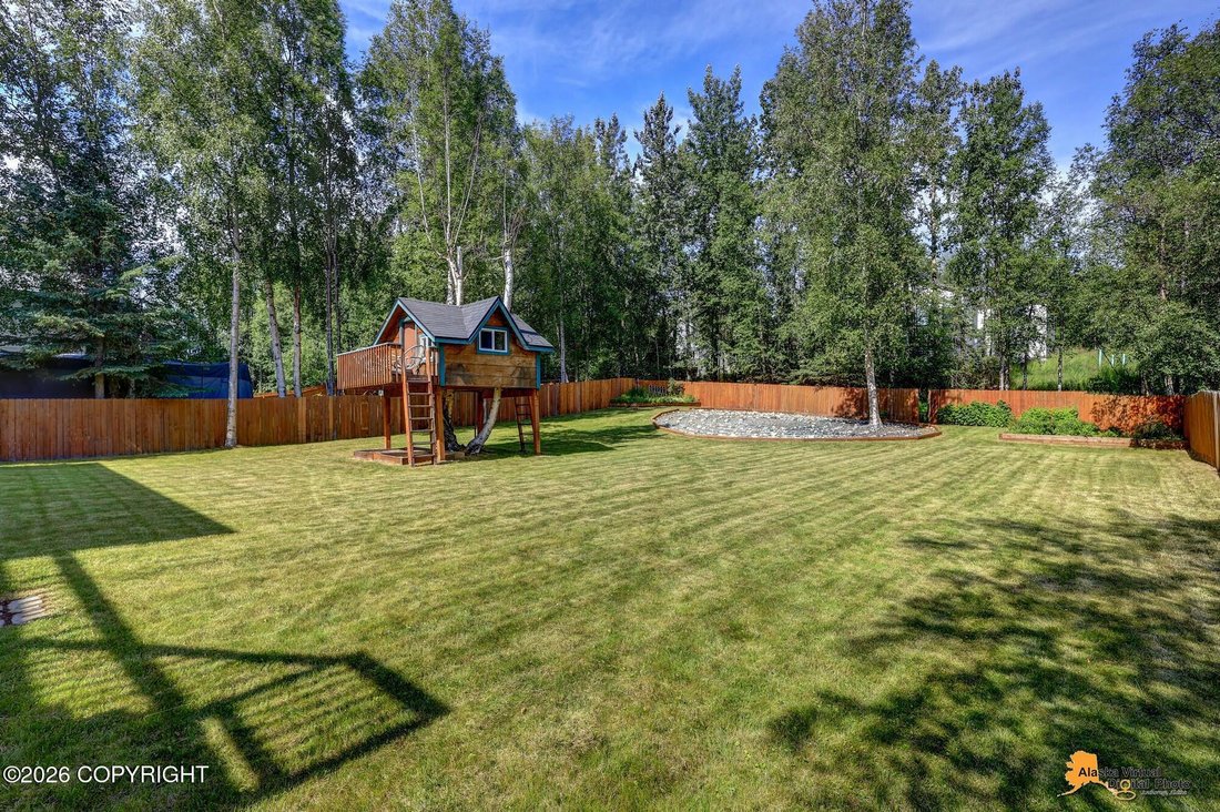 House in Anchorage, Alaska, United States 5 - 18590874