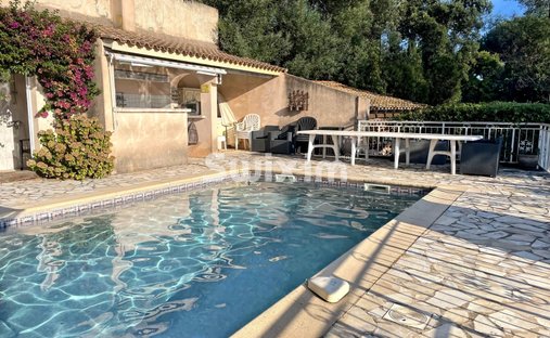 House in La Croix-Valmer, Provence-Alpes-Côte d'Azur, France 1