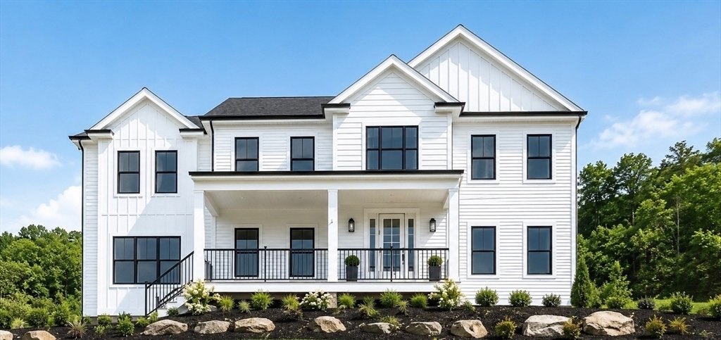 House in Grafton, Massachusetts, United States 1 - 18584819