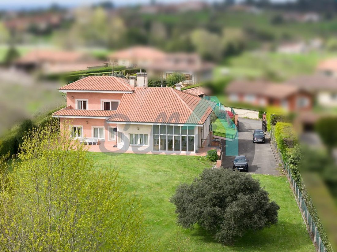 Villa in Villaviciosa, Asturias, Spain 1 - 18590045