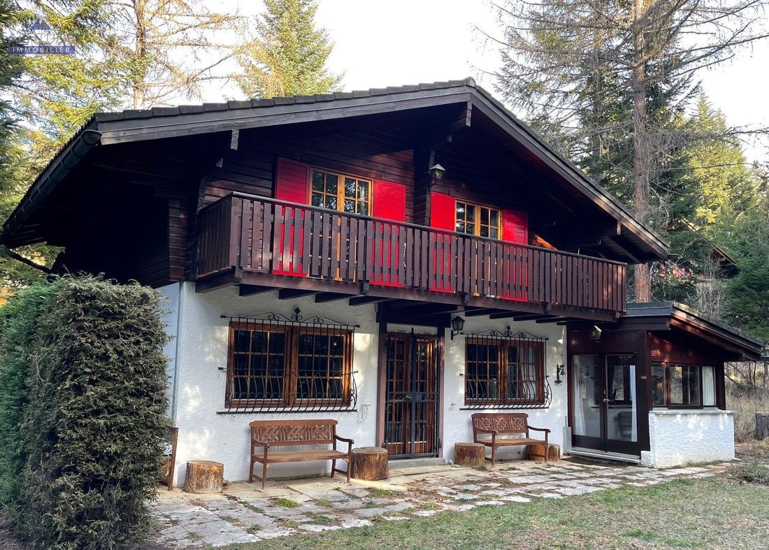 Chalet in Crans-Montana, Valais, Switzerland 2 - 18588926