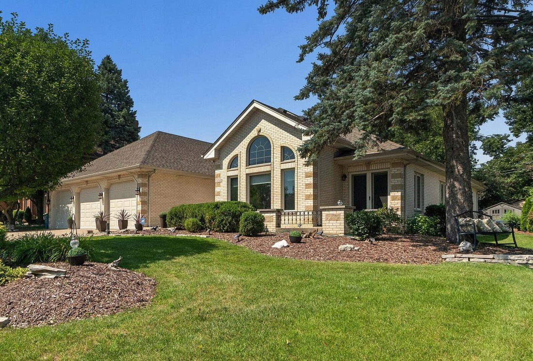 House in Palos Heights, Illinois, United States 2 - 18589482