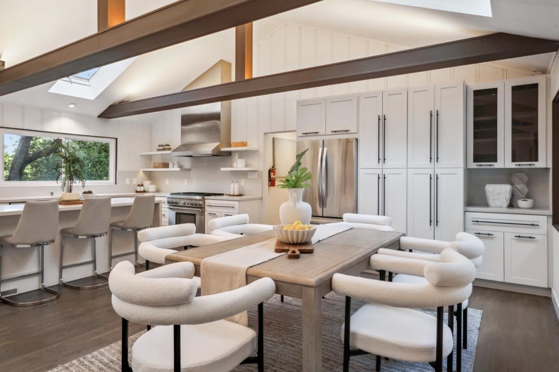 Portola Valley, California, United States 4 - 18589416
