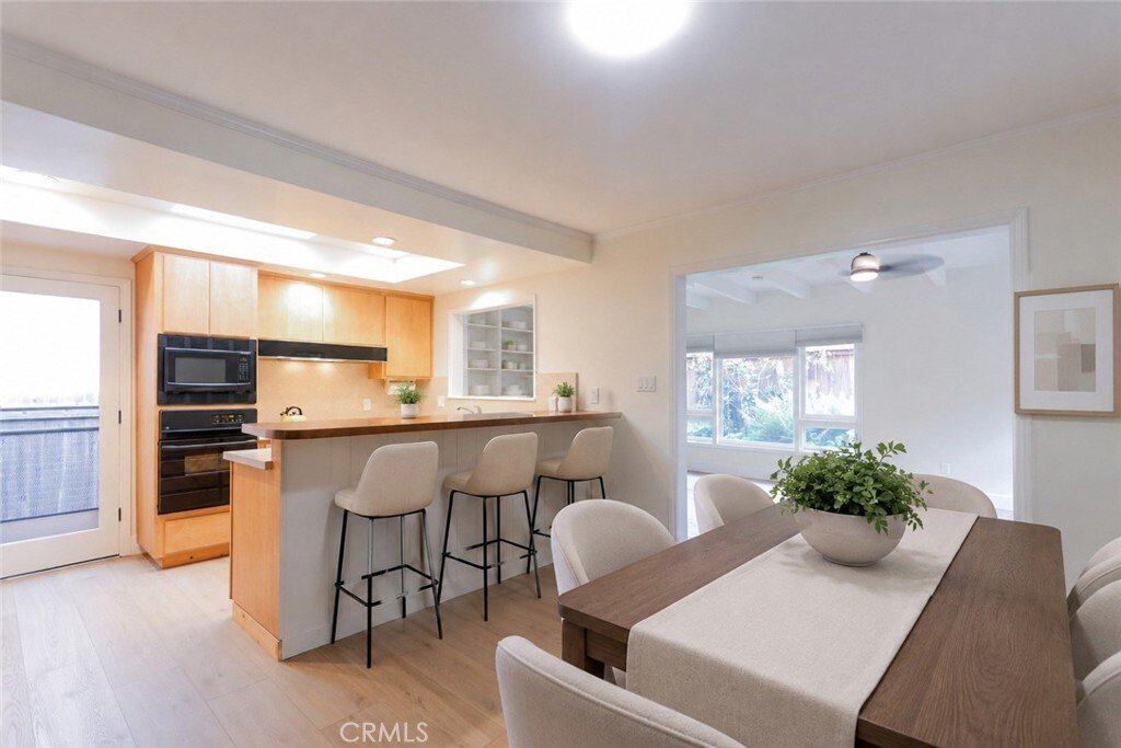 House in Signal Hill, California, United States 4 - 18088163