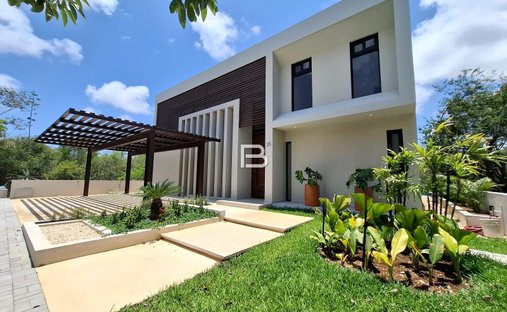 House in Cancún Country Club, Quintana Roo, Mexico 1