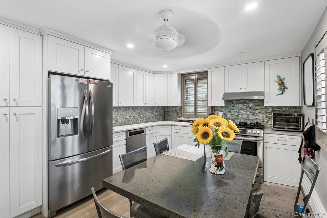 Island Park, New York, United States 4 - 18592853