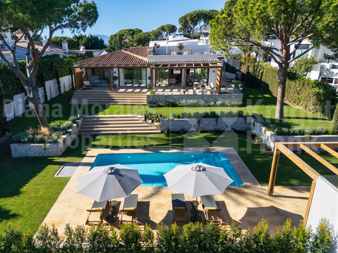Villa in Elviria-Cabopino, Marbella, Spain 2 - 16048142