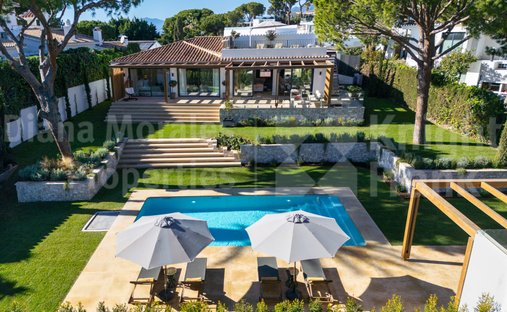 Villa à Elviria-Cabopino, Marbella, Espagne 1