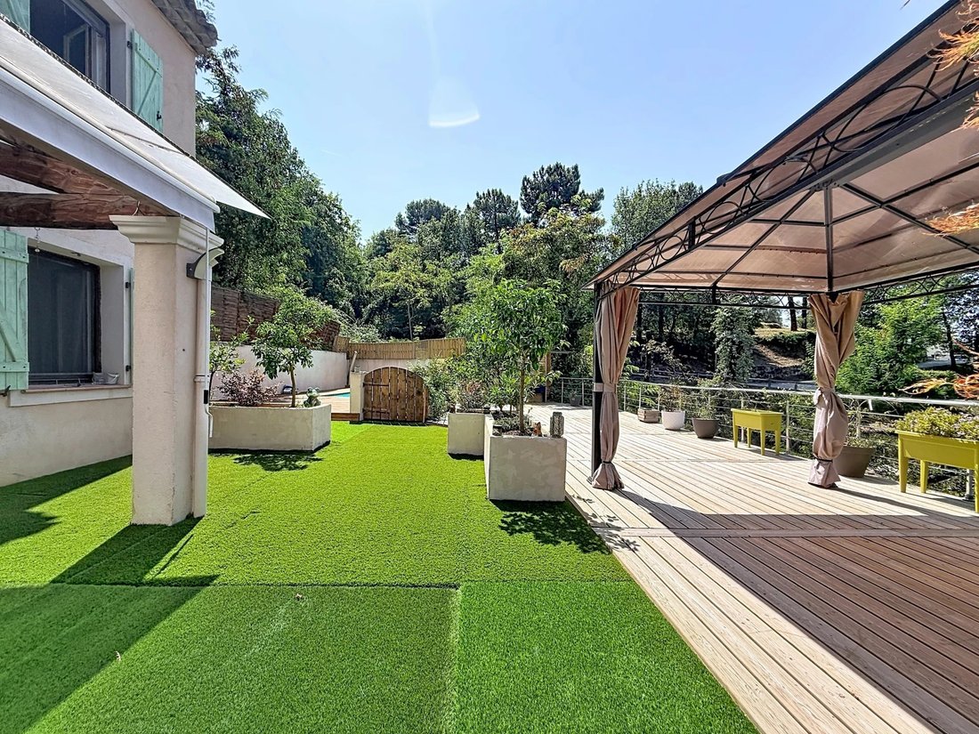 House in Gilette, Provence-Alpes-Côte d'Azur, France 4 - 18593067