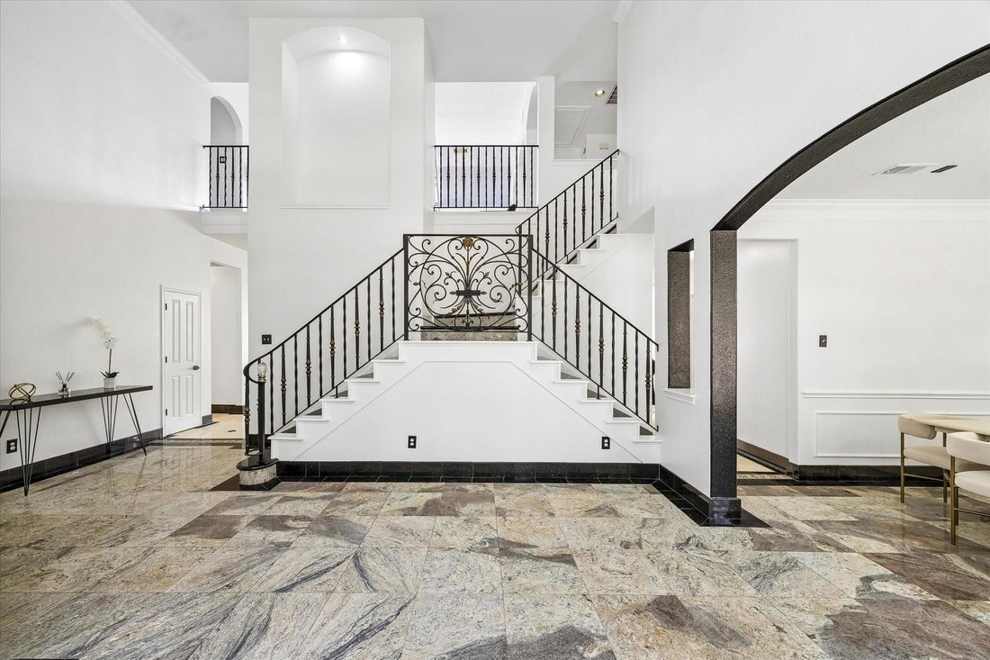 House in Sugar Land, Texas, United States 4 - 18592686