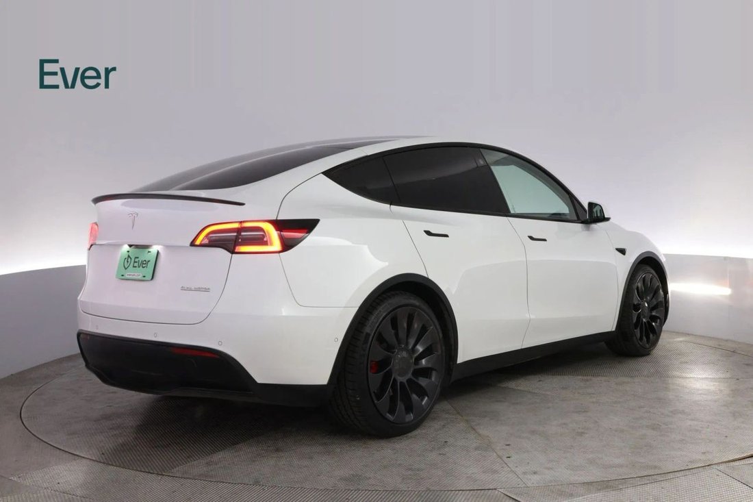 Suv in San Francisco, CA, United States 3 - 18544284