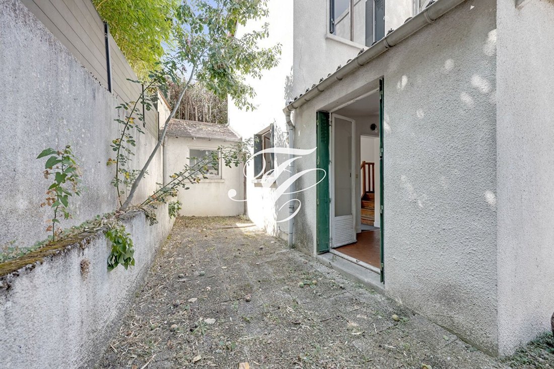 House in Saint-Cloud, Ile-de-France, France 1 - 18589795