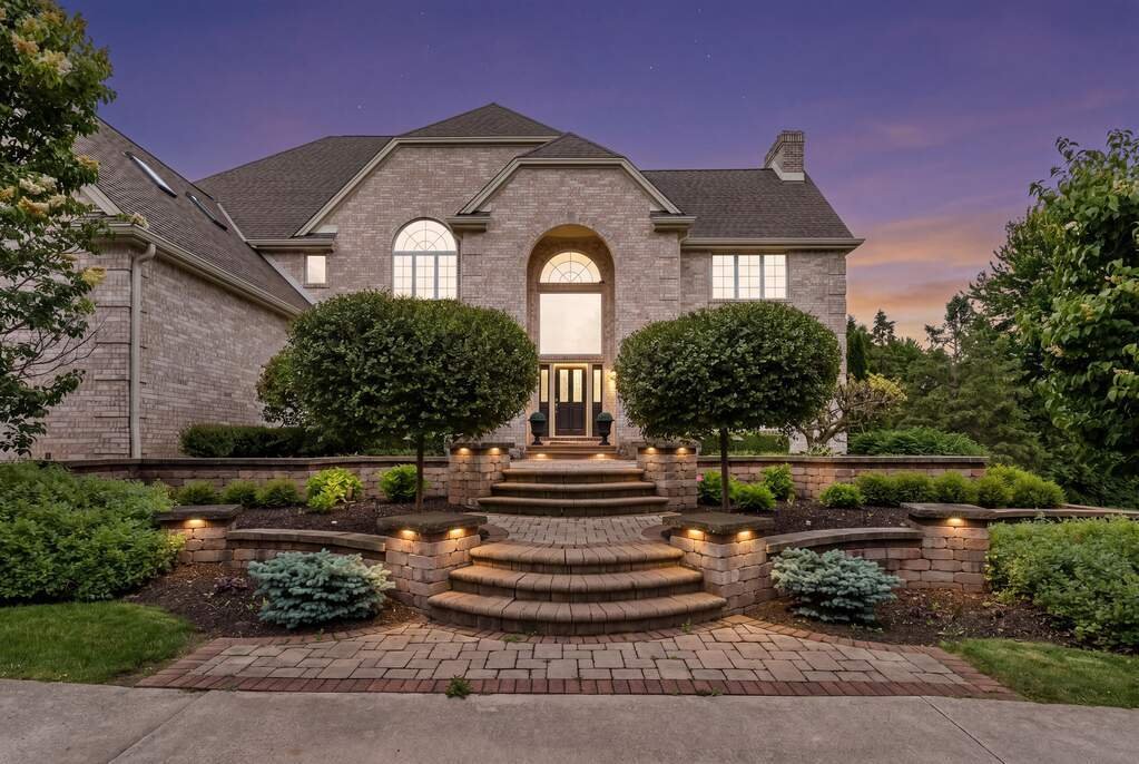 House in Brookfield, Wisconsin, United States 3 - 18593834