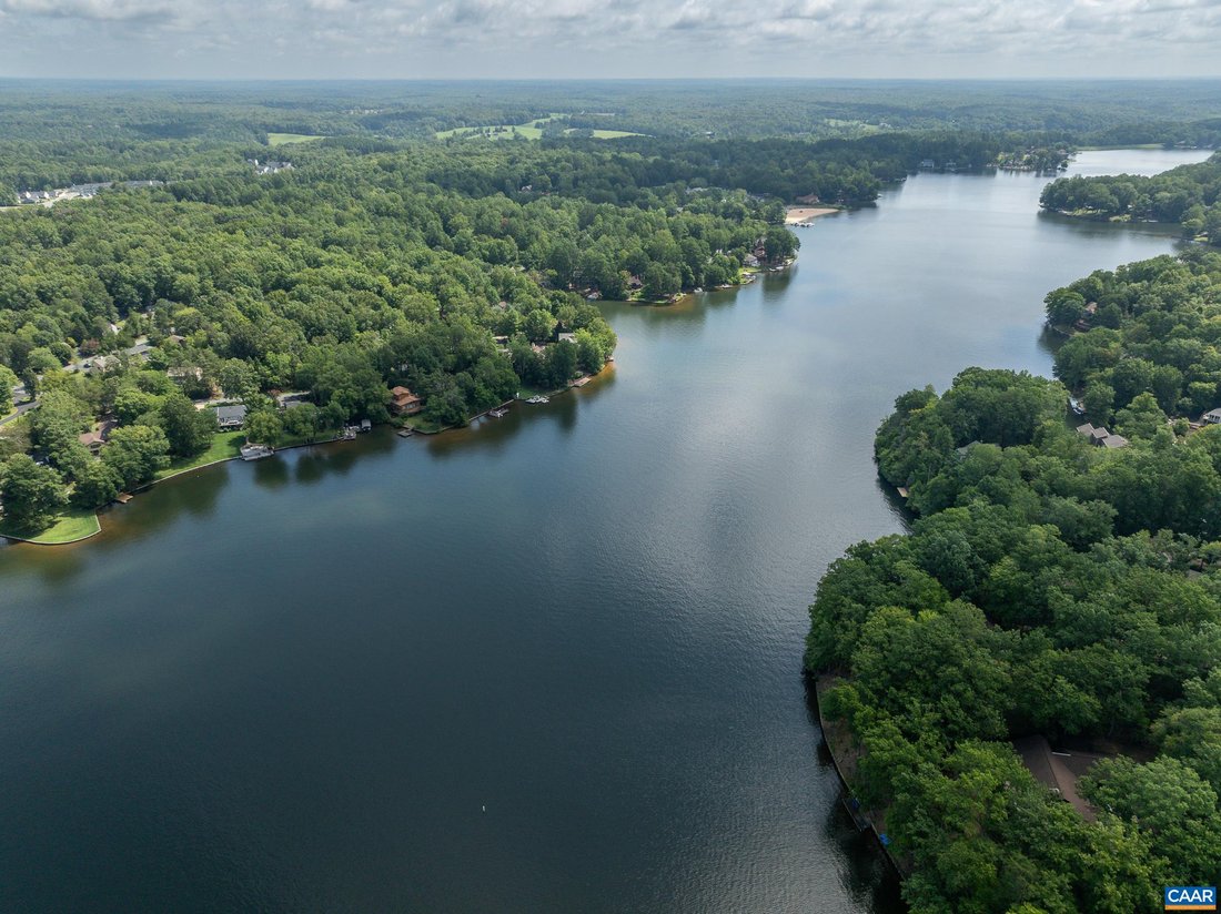 House in Lake Monticello, Virginia, United States 2 - 18588972