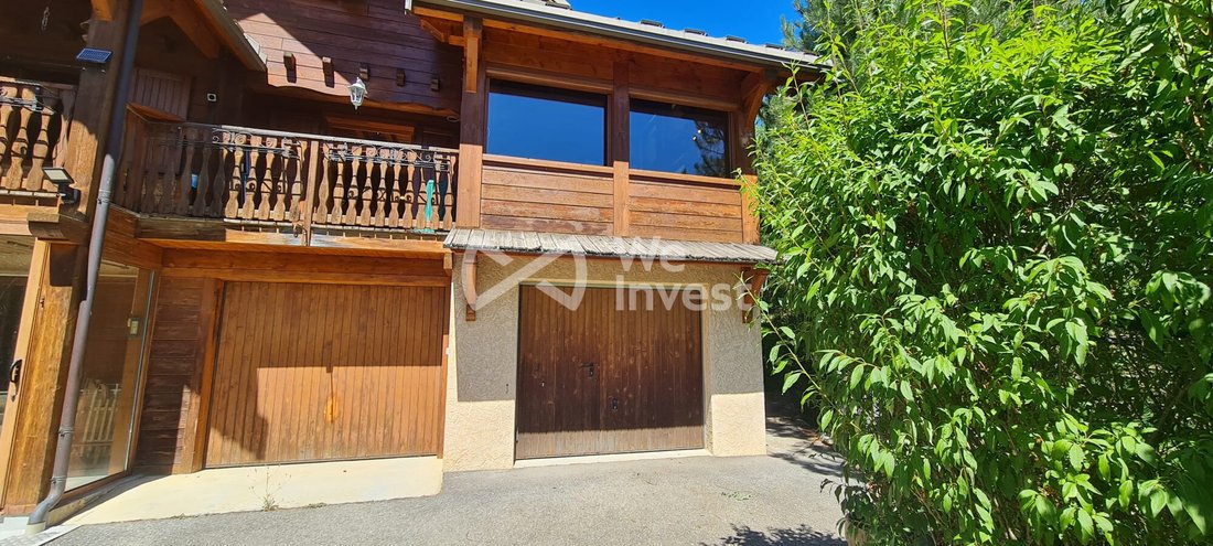 Chalet in Les Vigneaux, Provence-Alpes-Côte d'Azur, France 3 - 18348787