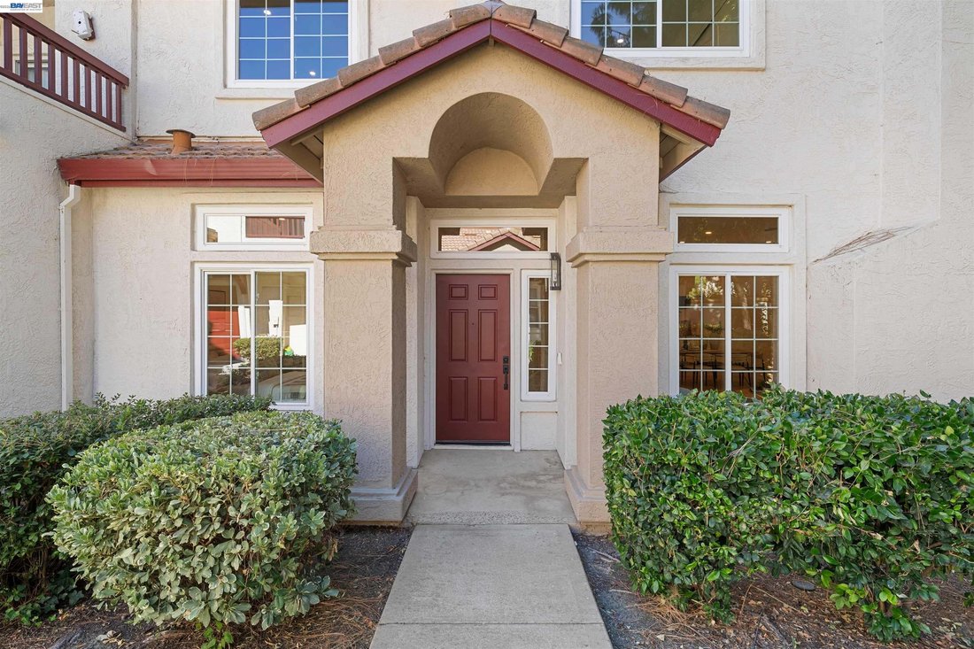 Townhouse in Pleasanton, California, United States 1 - 18591399