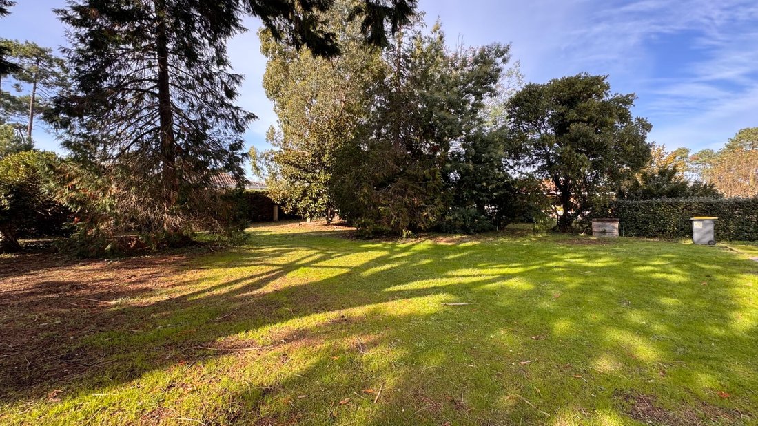Villa in Ares, Nouvelle-Aquitaine, France 2 - 18590554
