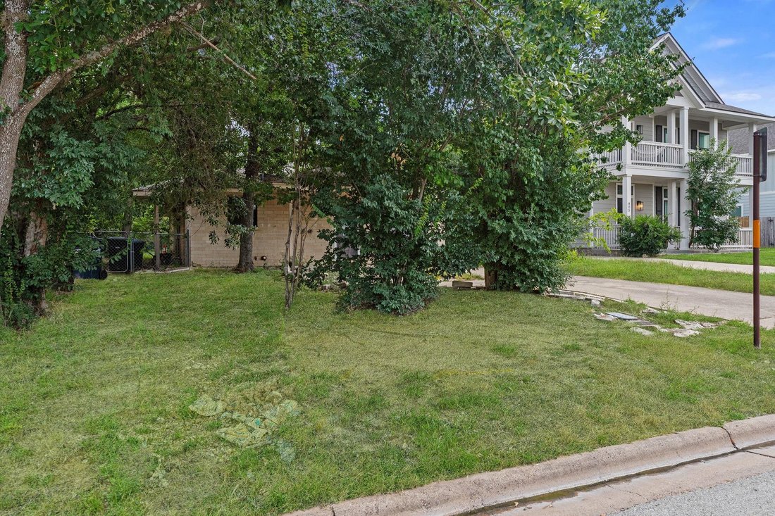 House in College Station, Texas, United States 3 - 18592644