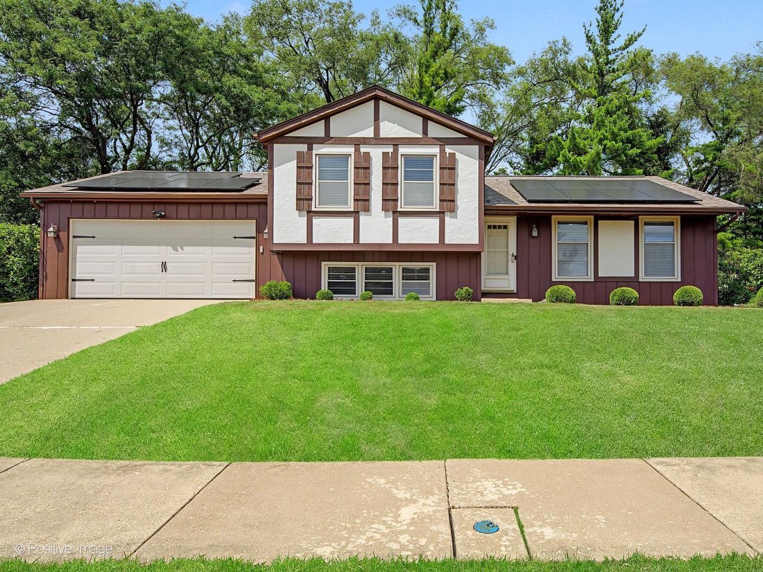 House in Glen Ellyn, Illinois, United States 1 - 18589604