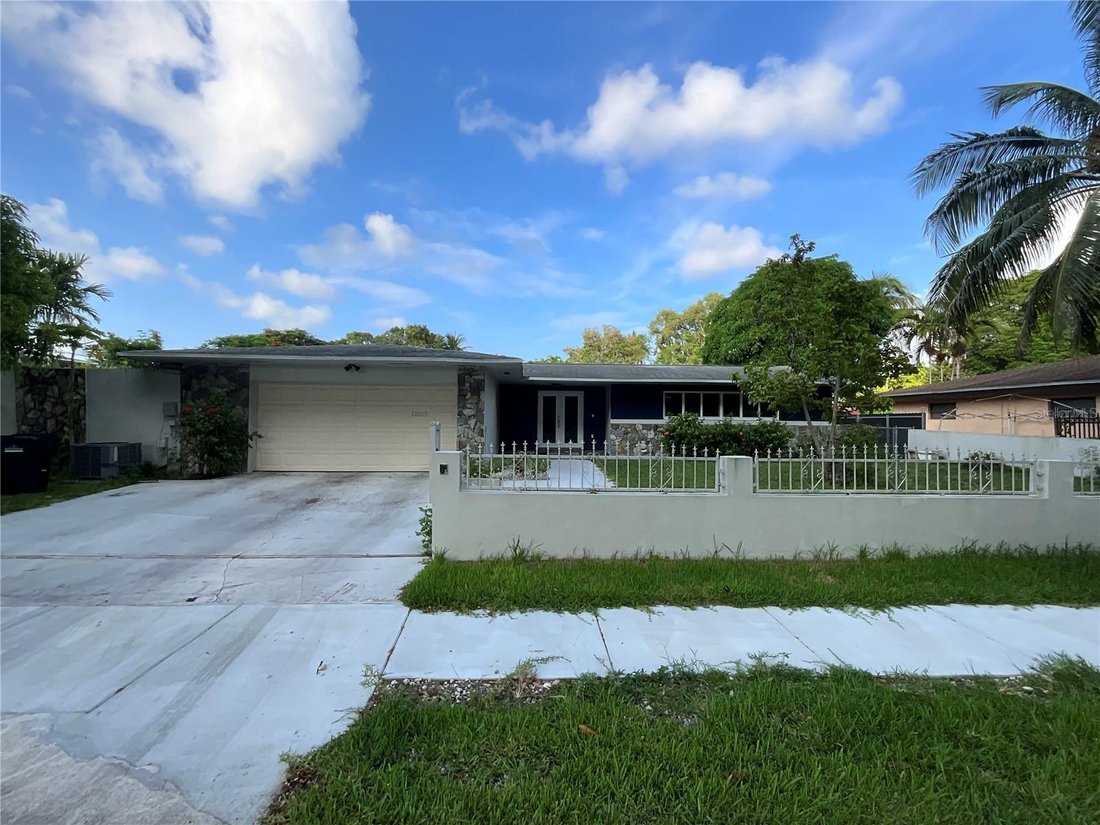 House in Miami, Florida, United States 2 - 18589041