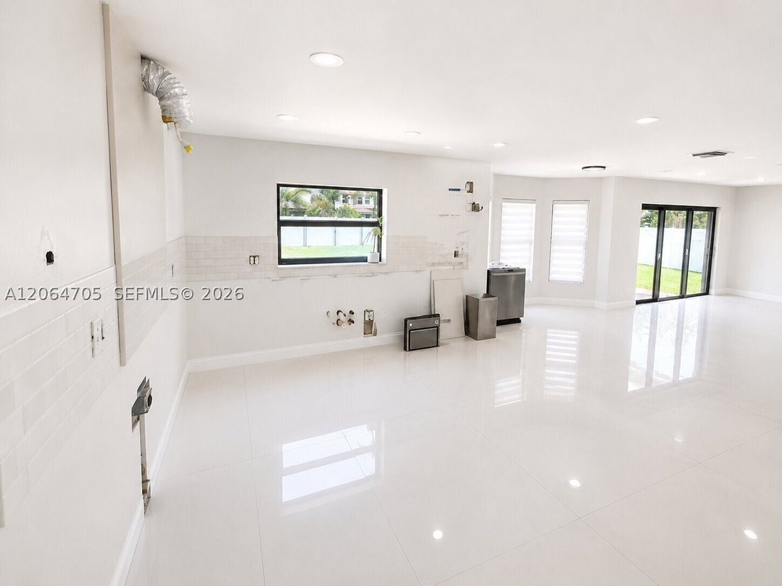 House in Miramar, Florida, United States 3 - 18589313