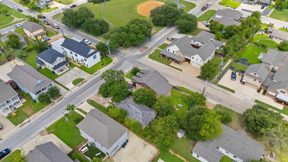 House in College Station, Texas, United States 5 - 18592644
