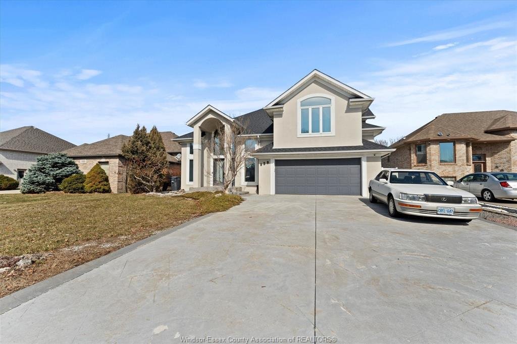 House in Windsor, Ontario, Canada 3 - 18589309