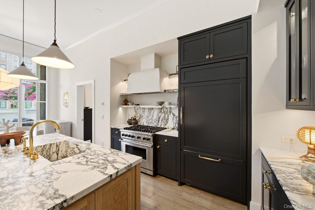 Condo in Glen Cove, New York, United States 2 - 18592849