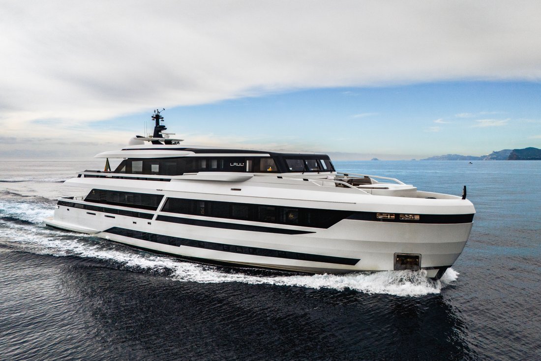 Motor Yacht in France 1 - 18589002