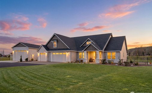 House in Woodland, Washington, United States 1