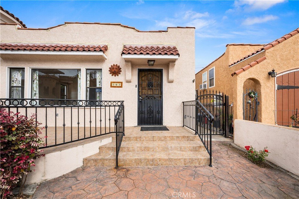 House in Signal Hill, California, United States 5 - 18452607